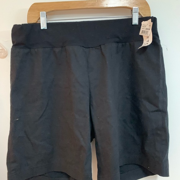 Motherhood Maternity Shorts and Tank and Cotton Tunic - Picture 5 of 8